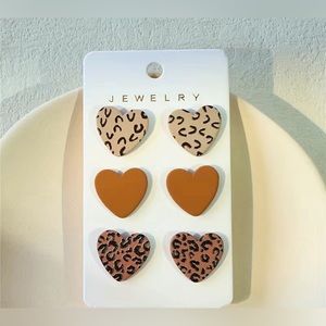 🤎 3 Pairs of Heart Shape Leopard Pattern Stud Earrings